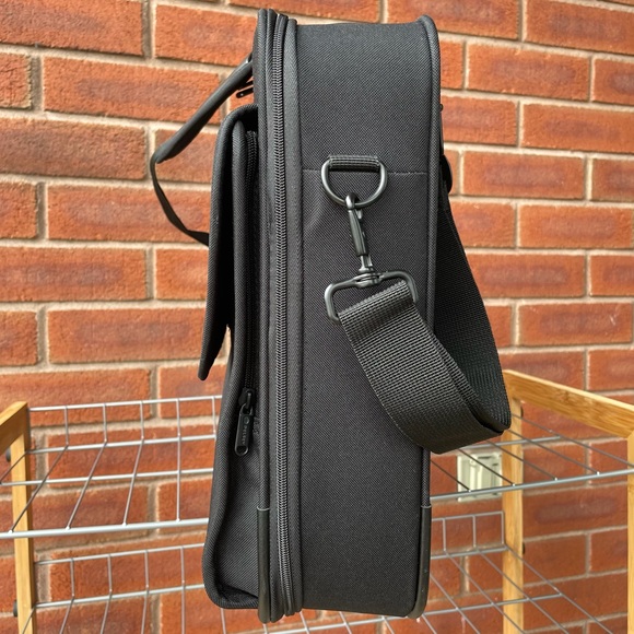 Delsey Black Laptop Office Messenger Bag with Pockets - Picture 11 of 16